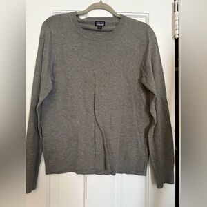 Patagonia Women’s Gray Sweater